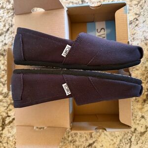 TOMS Classic Black on Black Canvas Slip-On Flats